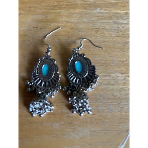 Turquoise Style Earrings Silver Tone costume Southwestern Cowgirl Rodeo Boho - Picture 4 of 7